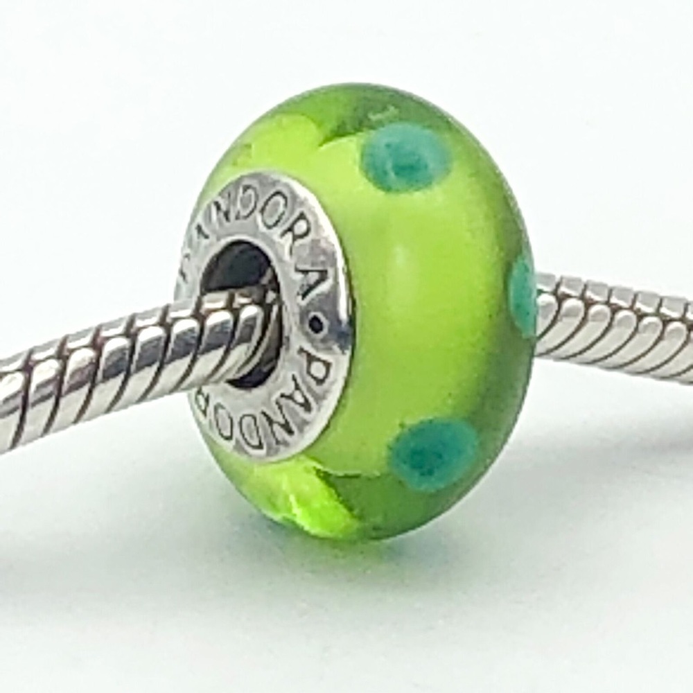 Retired Pandora Green Polka Dots Sterling Silver Charm Murano Glass Bead